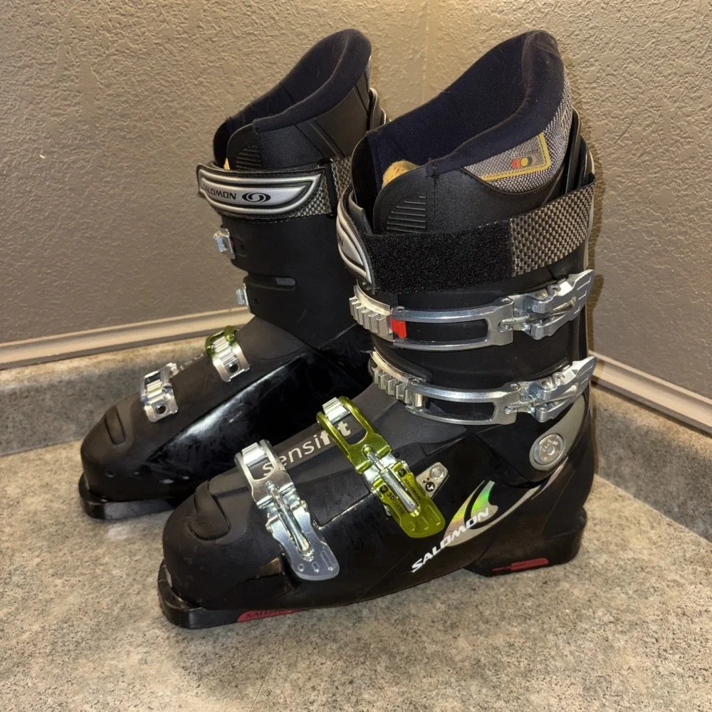 Salomon XWave 8 Ski Boots Sensifit Size 29-29.5 - Mens US 11-11.5 + Carry Bag